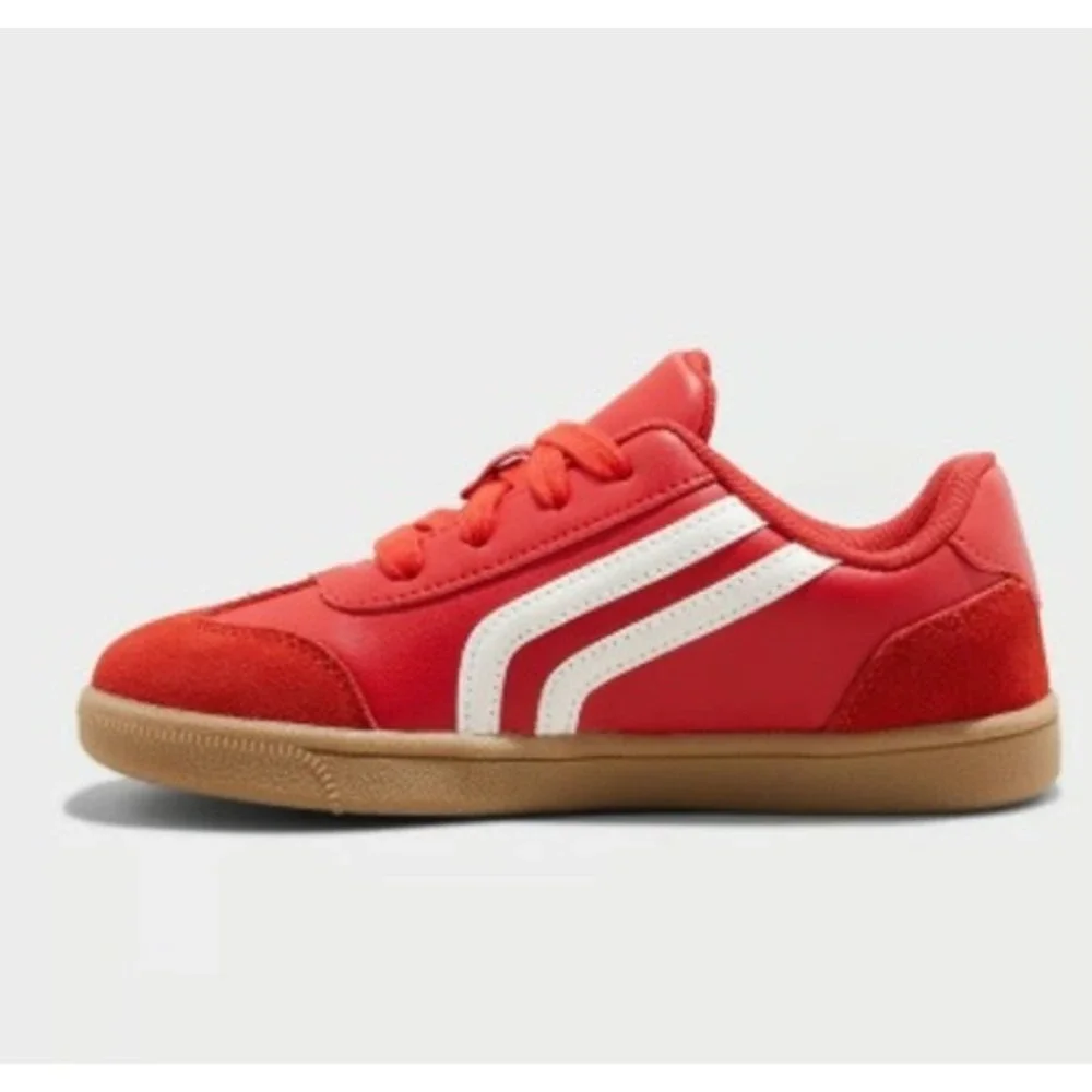 Big Boy Boston Court Sneakers by Cat & Jack Red Size 5 New With Tags